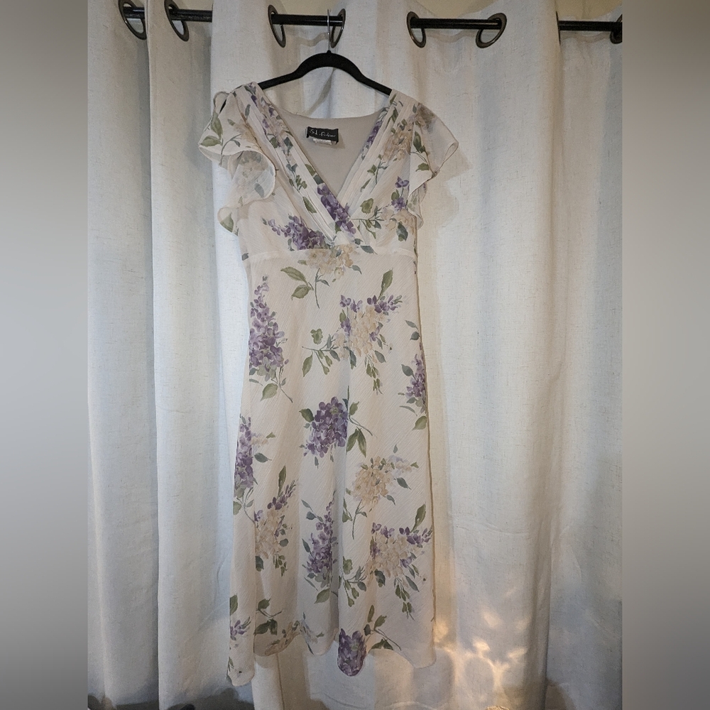 Vintage Floral Cream Romantic Butterfly Sleeve Dress